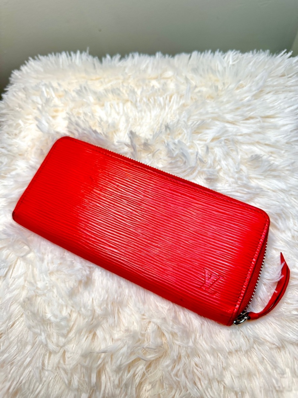 Louis Vuitton Epi Leather Red Long Zippy Zipped Wallet with COA Authentic LV